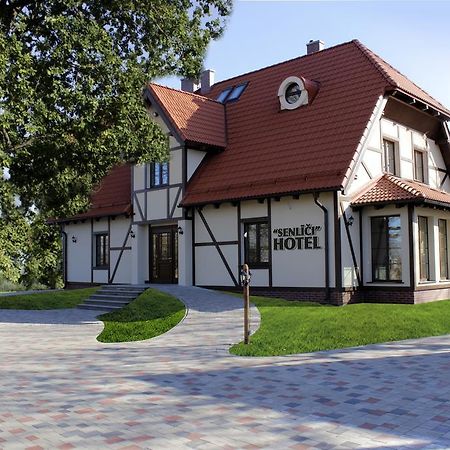 Hotel Senlici Jelgava Luaran gambar
