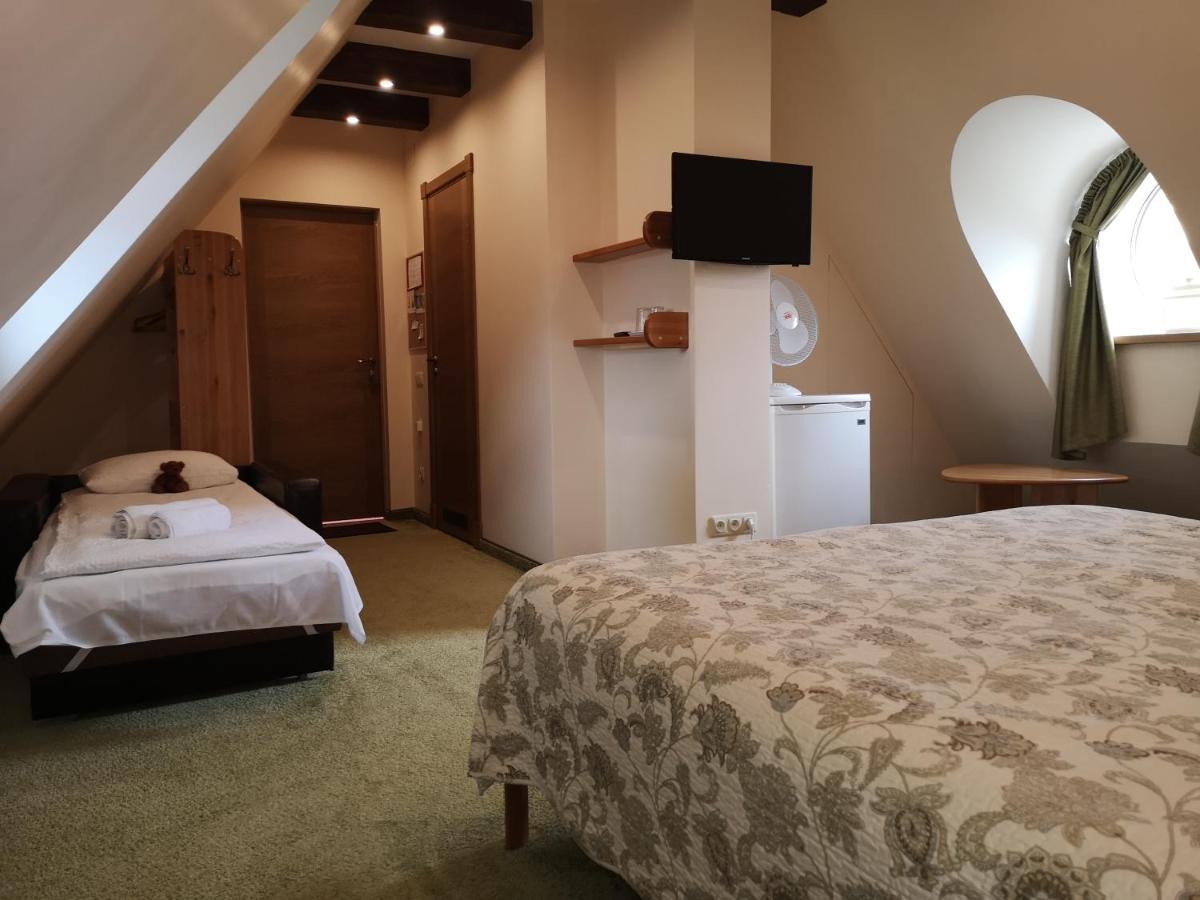 Hotel Senlici Jelgava Luaran gambar