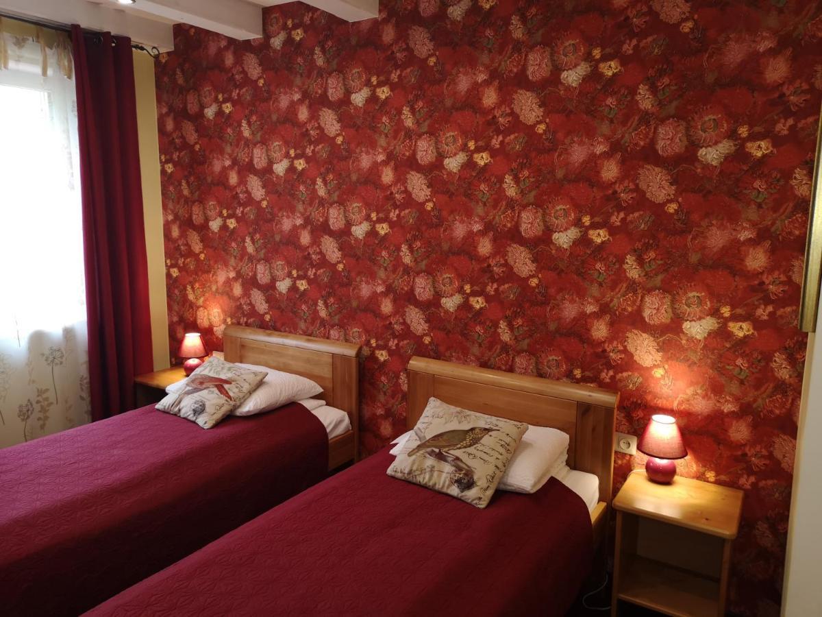 Hotel Senlici Jelgava Luaran gambar