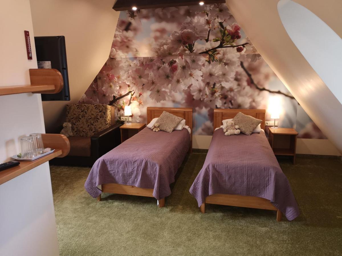 Hotel Senlici Jelgava Luaran gambar