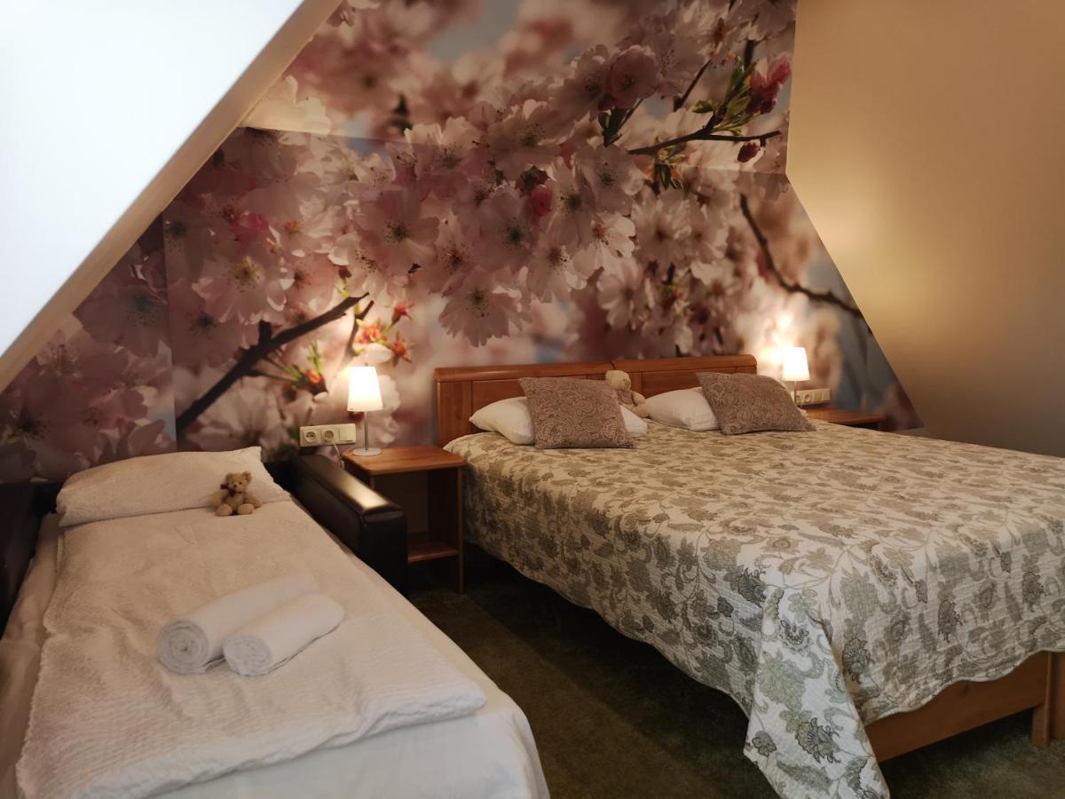 Hotel Senlici Jelgava Luaran gambar
