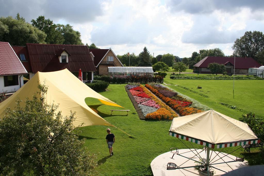 Hotel Senlici Jelgava Luaran gambar