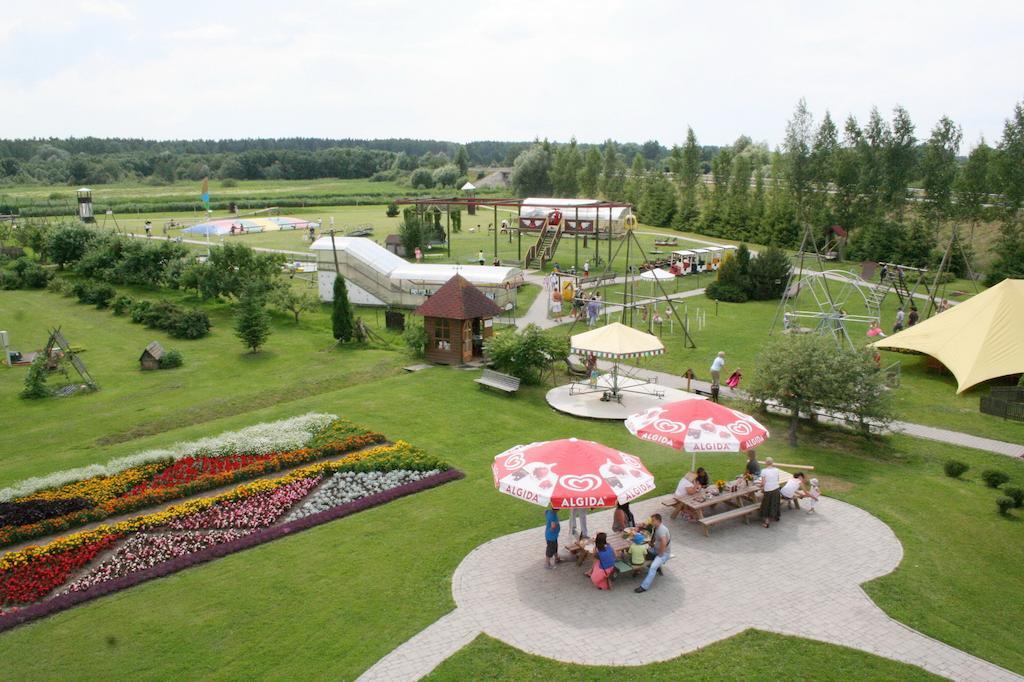 Hotel Senlici Jelgava Luaran gambar